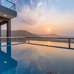 Serenity Villa